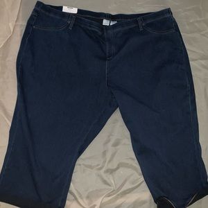 5x brand new women Capri 13.00 NO LOW BALL OFFERS
